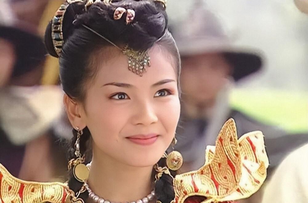 国产|收视第二，全网从丑拒到真香，国产“大女主”剧终于迈进了一大步