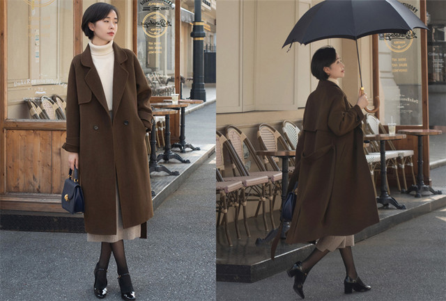 右图 冬季的第一件切尔西大衣，要穿搭带来温暖感的棕色，沉稳而时髦