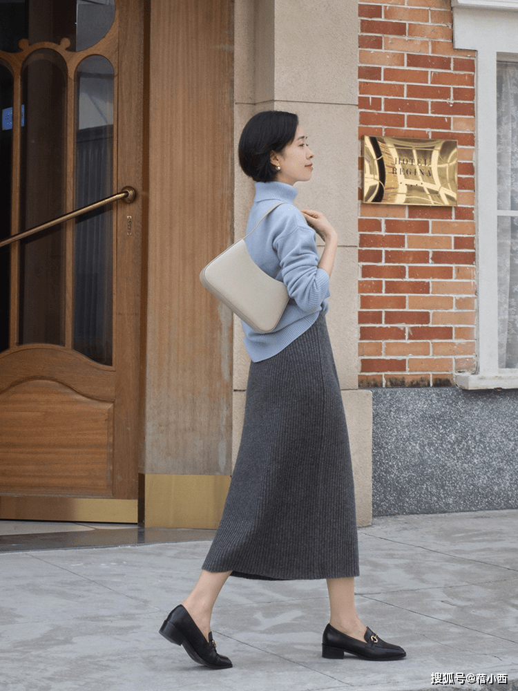 颜色 冬天建议30+女性多穿“半身裙”，选这4款就够了，搭配起来很优雅