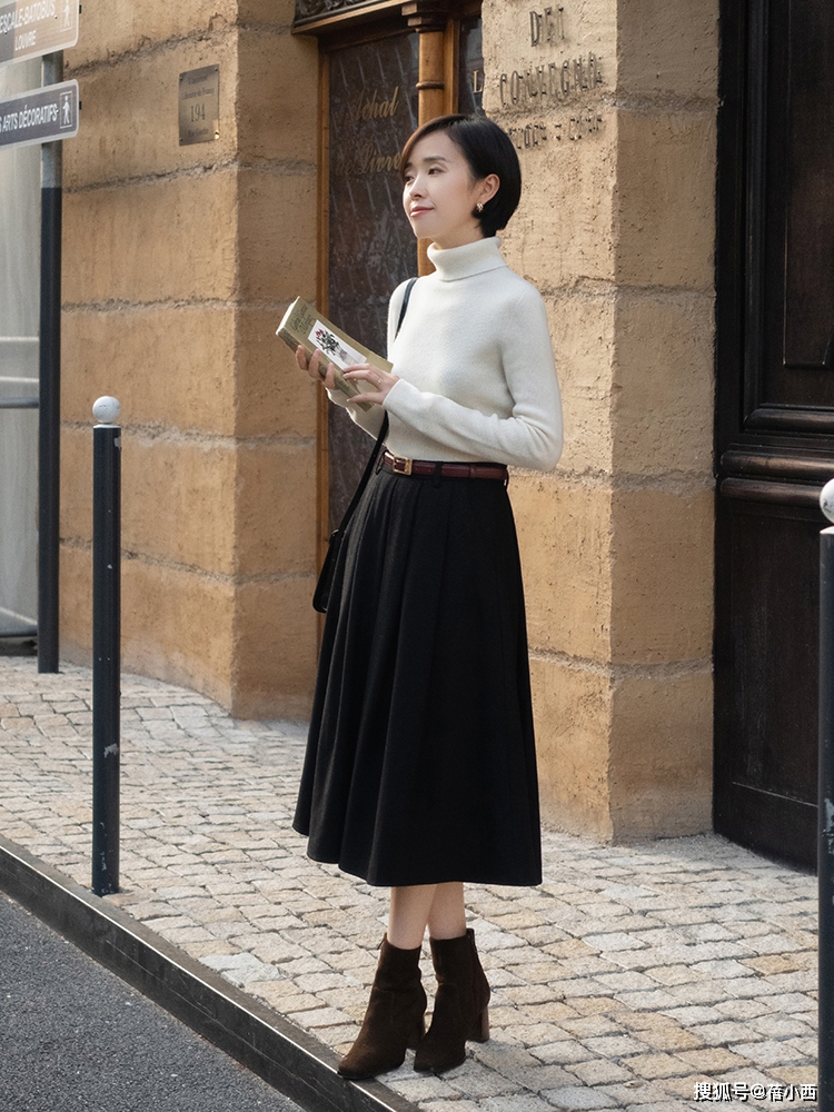 颜色 冬天建议30+女性多穿“半身裙”，选这4款就够了，搭配起来很优雅