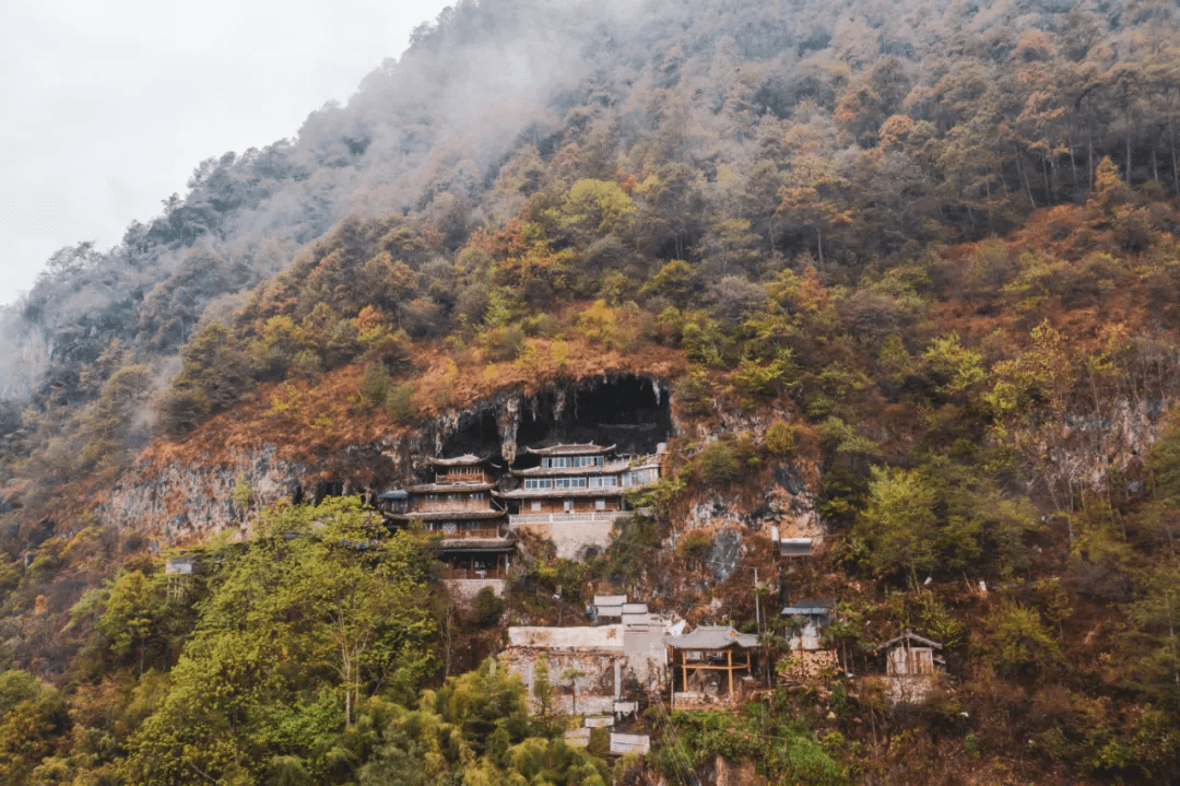 明光|【国家AA级景区】腾冲明光云岩溶洞景区