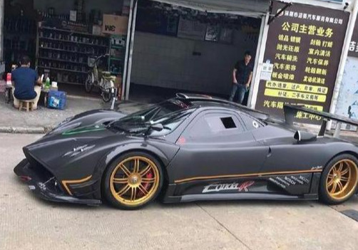 内地仅1台的帕加尼 已经跌了1500万 才开了1500公里 赛车