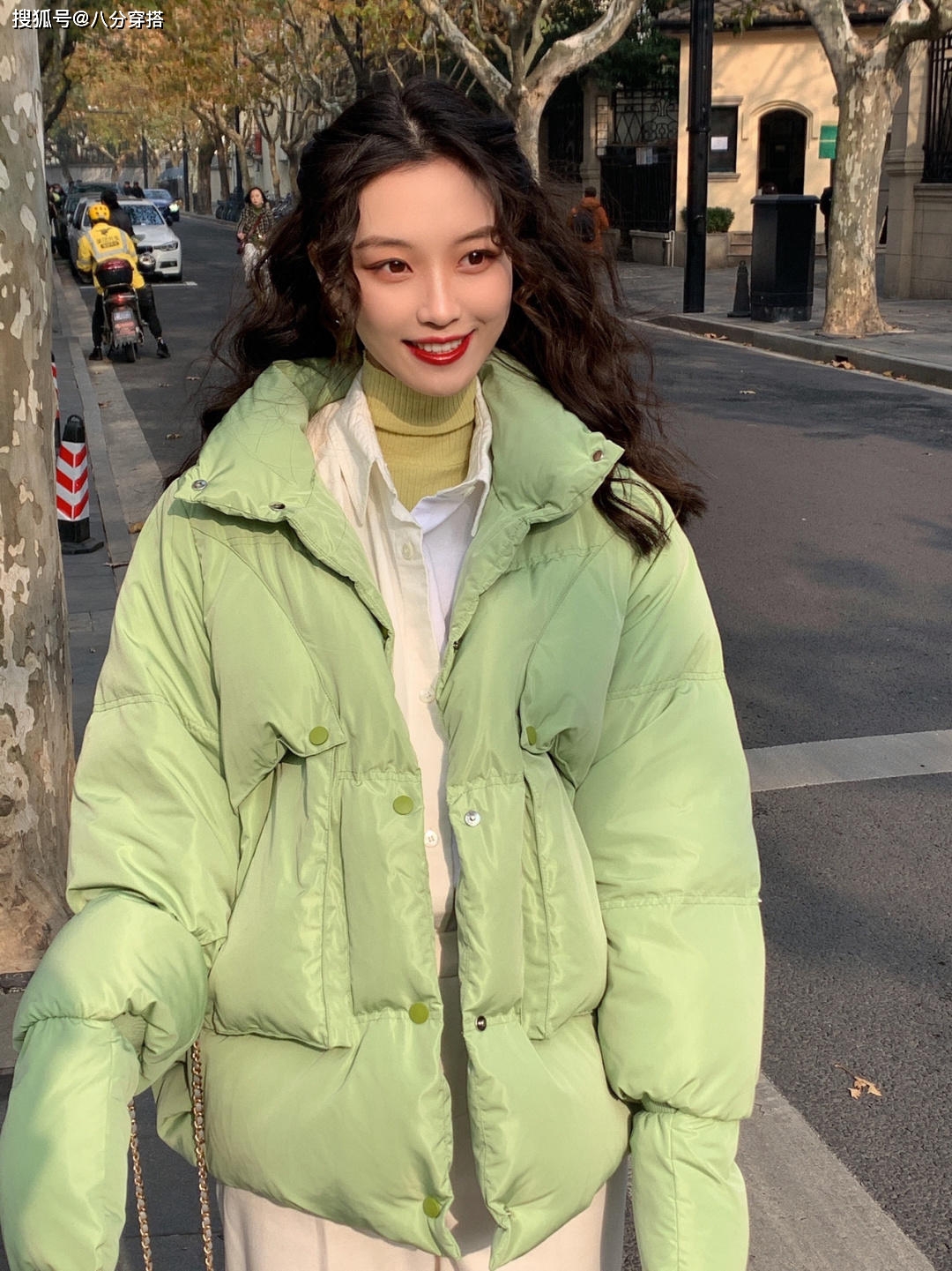 整体 降温后还是“面包服”保暖又洋气，这几款单品时髦百搭，美得高级