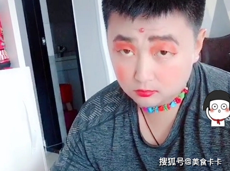 玩吧“第一美男奶爸”被女儿嚯嚯火了，奶爸：玩吧，反正我也不想活了