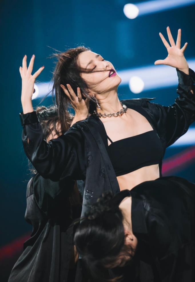 什么一脸苦相的佟丽娅,是从什么时候逆袭变美的?