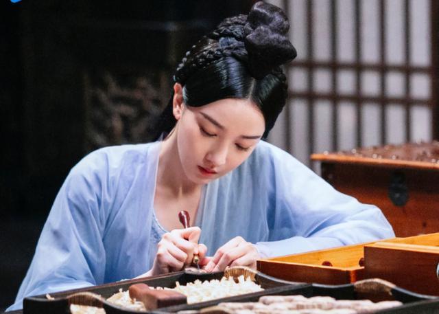 陈伟霆|仅4天，《斛珠夫人》热度冲上第一，杨幂这部古装剧凭啥豪横？