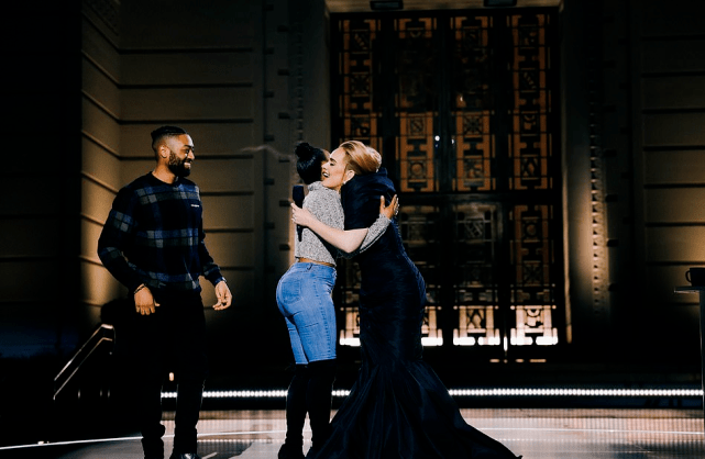 鱼尾 阿黛尔新造型好美！穿裹身鱼尾裙亮相宛如女王，瘦了90斤变化太大