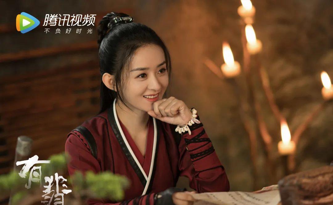 什么|33了还在执着演13岁少女，赵丽颖你让我说你什么好？