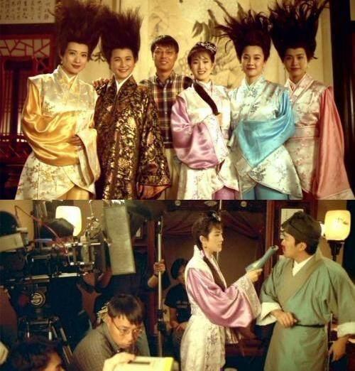 周星驰|周星驰早年《唐伯虎点秋香》罕见工作照，巩俐并不是最美