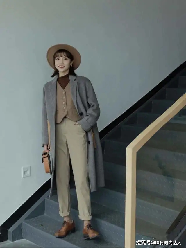 皮鞋 今年穿风衣,别再配马丁靴了!建议试试这3双鞋,显高时髦还高级