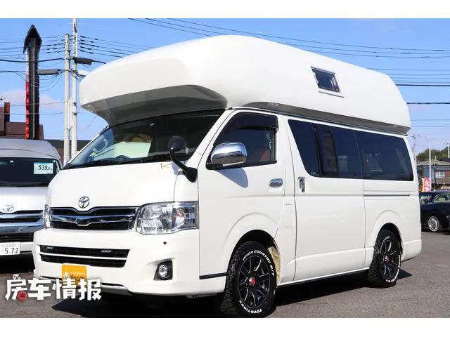 帶閣樓的豐田海獅房車,配2.7l動力有四驅,車尾廚房能變大床