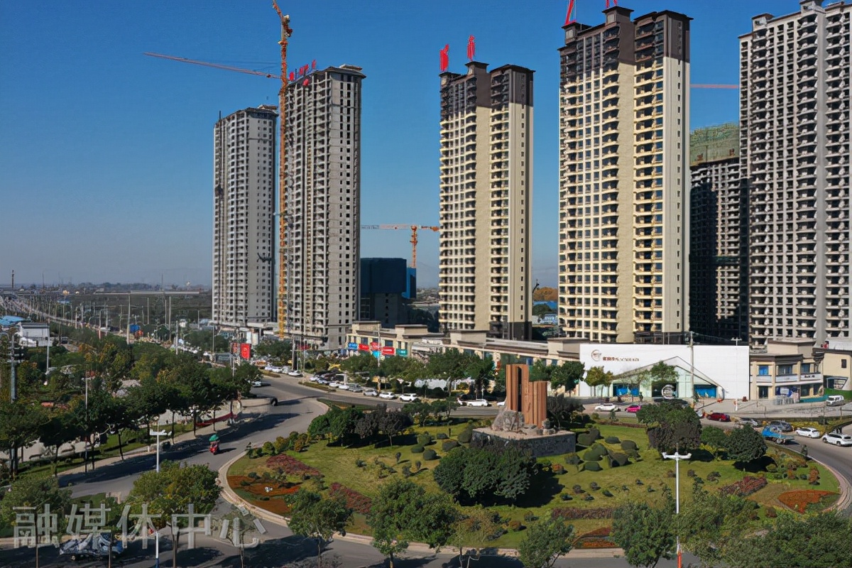 該縣先後建成清河溼地公園,右任書法廣場,池陽綠林公園,城東運動公園