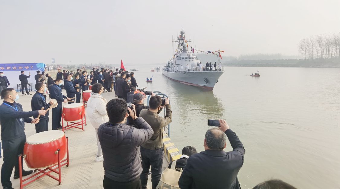 退役南海艇于11月16日正式落户界首,开启新的征程,续写新的篇章
