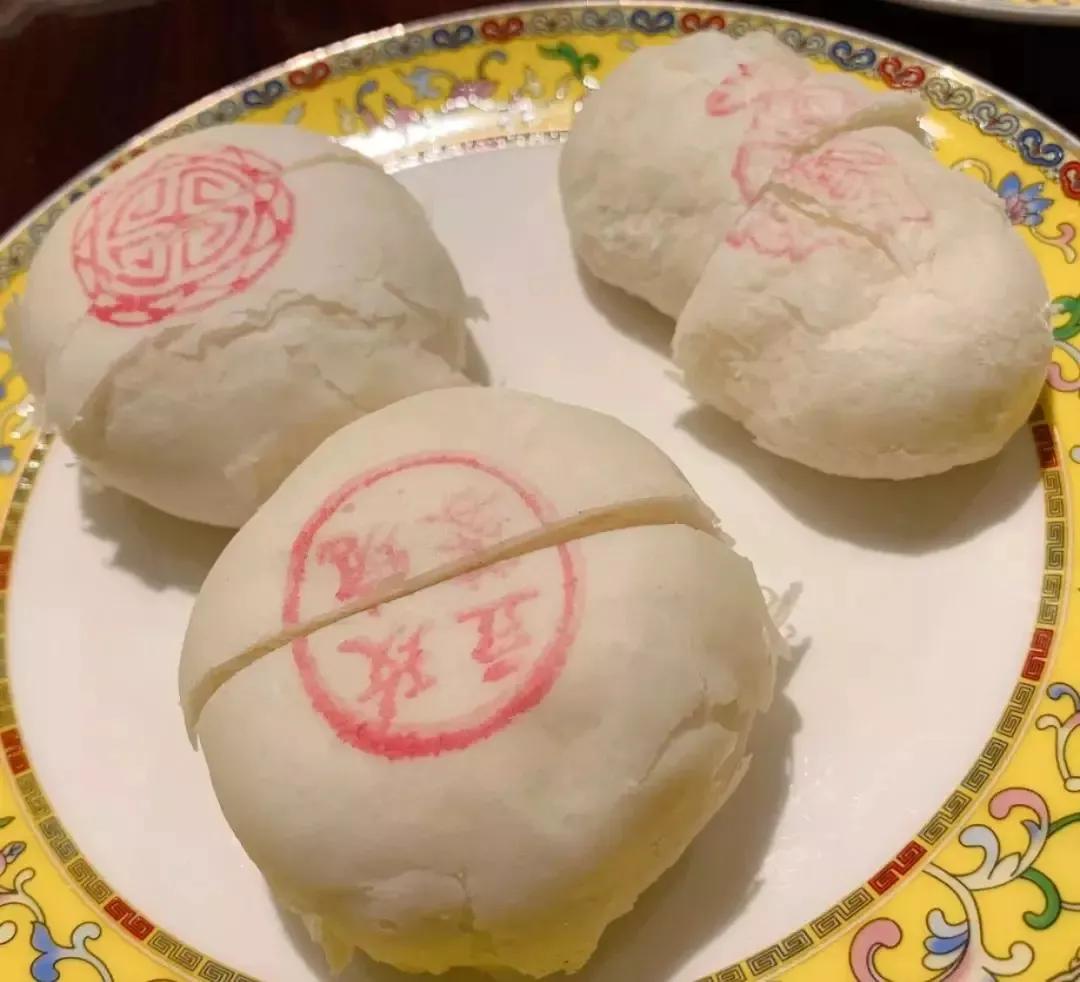 据说创始人王希富先生的外祖父是清宫御厨,想要品尝最正宗的老北京