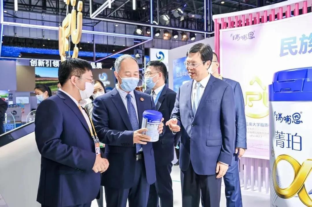 十大4段奶粉排行榜_奶粉排行榜前十位的瑞哺恩惊艳亮相第四届进博会