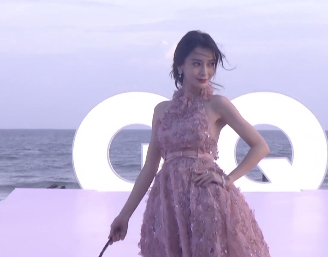 仙女GQ年度最美红毯:热巴雀斑妆出战,baby仙女棒接招,金晨红气逼人