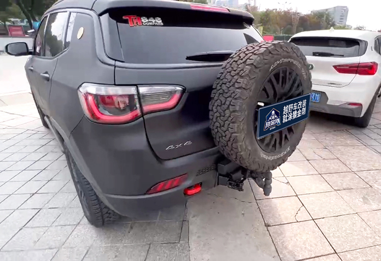 越野车改装suv汽车防护爆改喷涂车身防爆装甲漆无惧无碍纵行千里