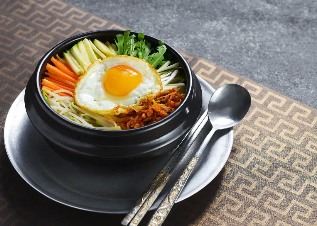 蛋白|明明不饿还想吃，如何应对情绪化进食？