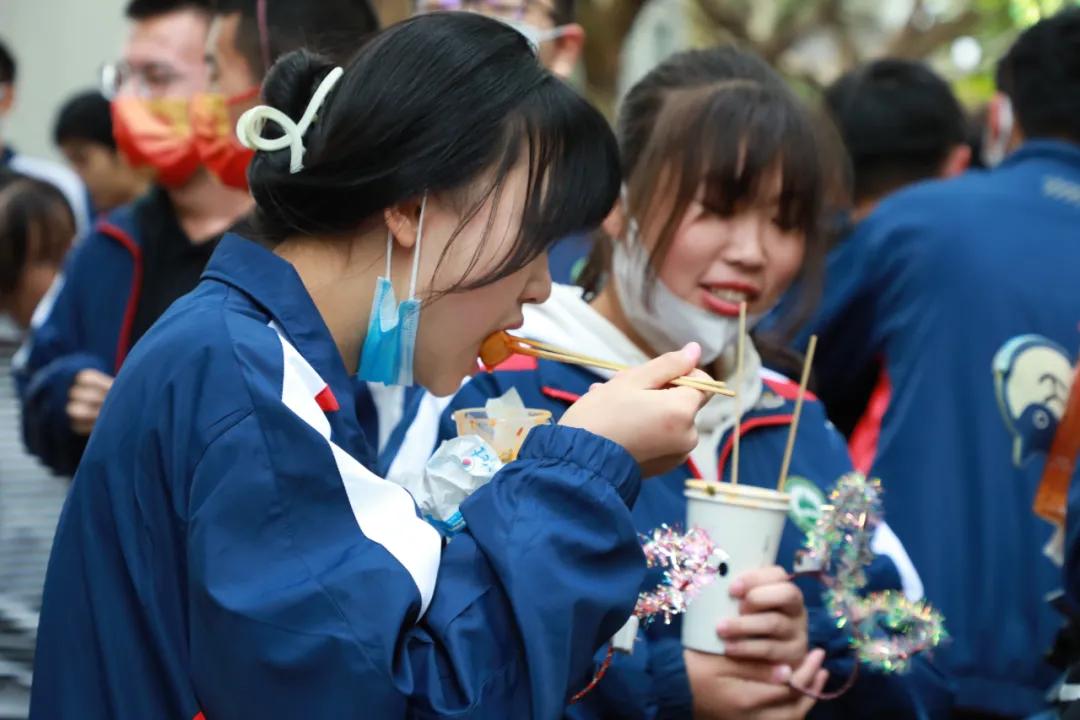 十八届二中图片