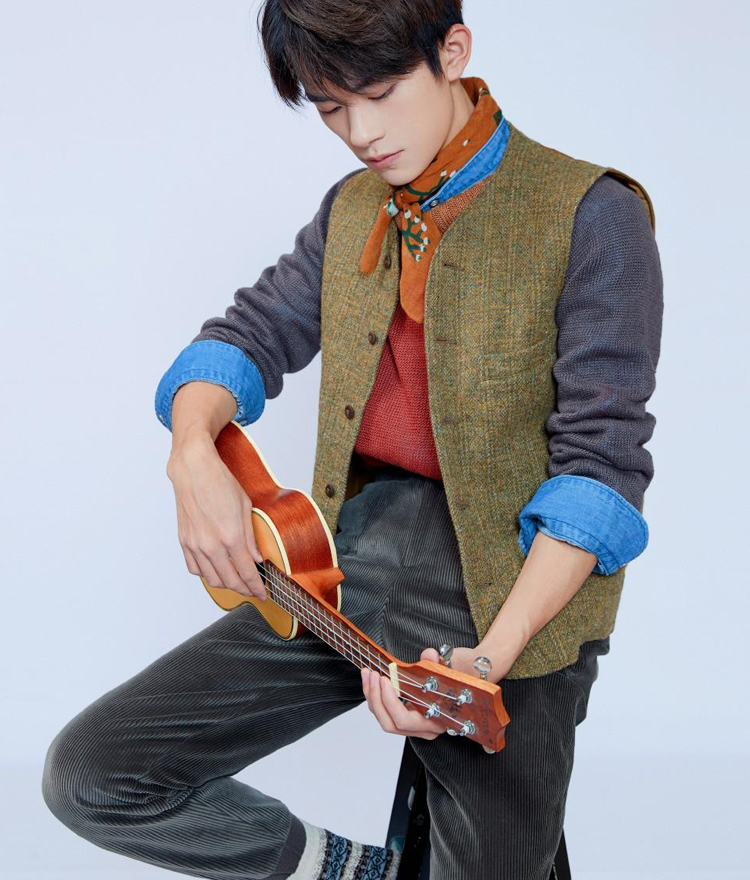 颜色 灯芯绒，一种复古轮回的时尚icon