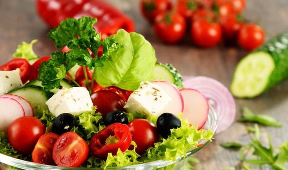 控制|糖尿病空腹血糖7.4,吃二甲双胍不降反升?从3方面详解原因