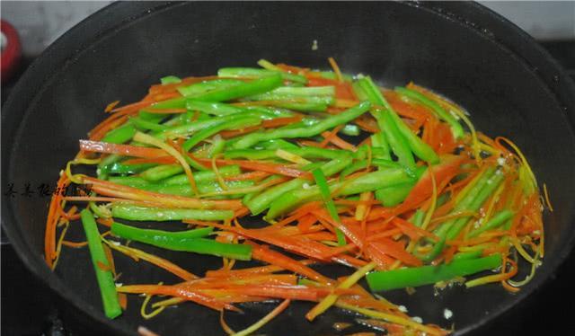香菜|高中生的早餐，营养很重要，最近我天天给他做这个，5分钟上桌！