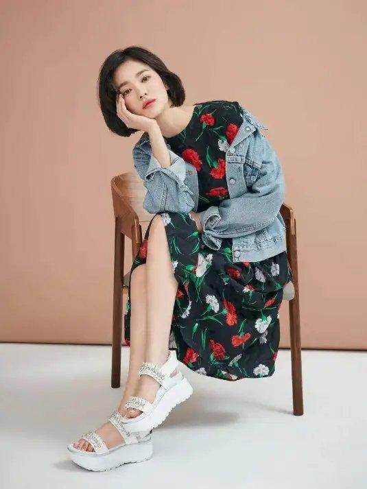 状态 宋慧乔越活越年轻，近照曝光状态好似高中生，网友：确定38岁？