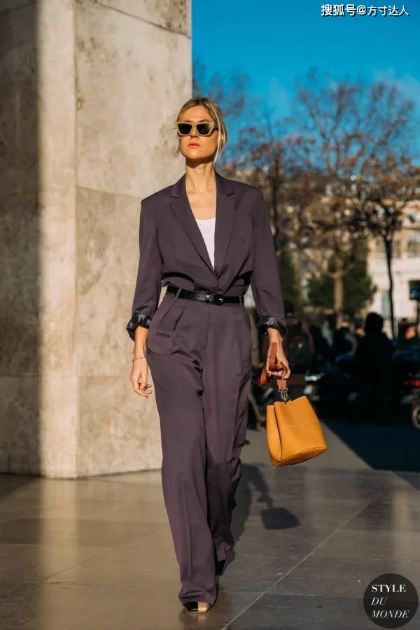 上衣 西裤可以说是时髦宝藏单品，拉腿藏肉百搭样样行。