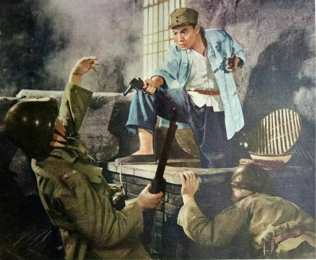 铁道|10位抗战片英雄主演现状:有人成将军,有人罹患癌症,有人已离世