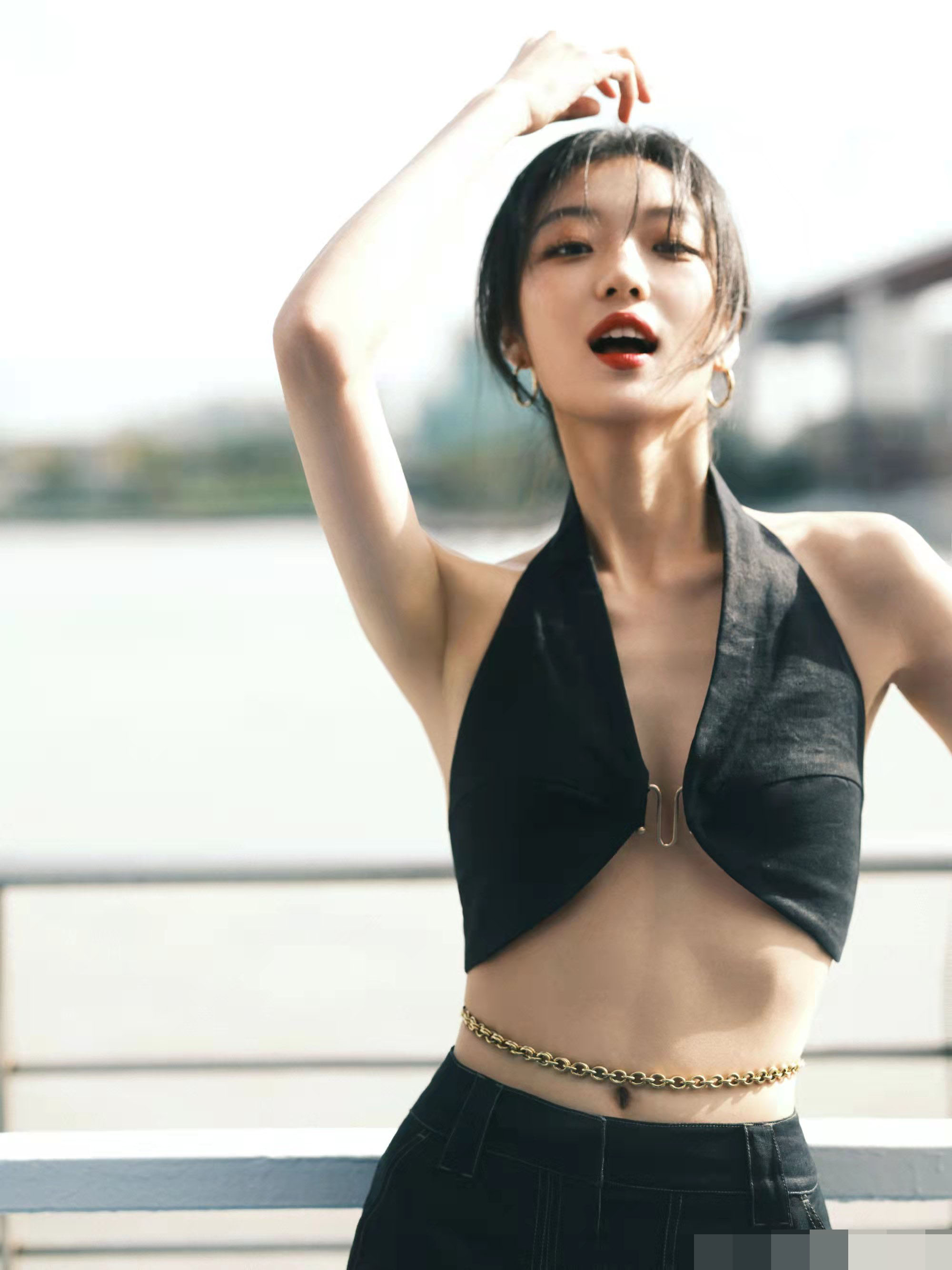活动 孙千这次好敢穿！女明星请这么大胆展示自己可以么！