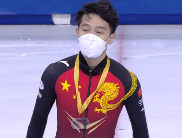 蹦床|速滑首金+短道首金+蹦床首金！中国队连拿3金，年轻一代扛重任