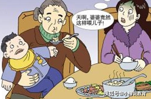 砖头|老人给宝宝喂饭，最容易出现的4个误区，爸妈要注意