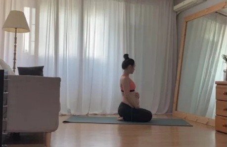 为啥有人生孩子不长妊娠纹？先别酸，妊娠纹更u201c偏爱u201d这几类孕妈_皮肤 