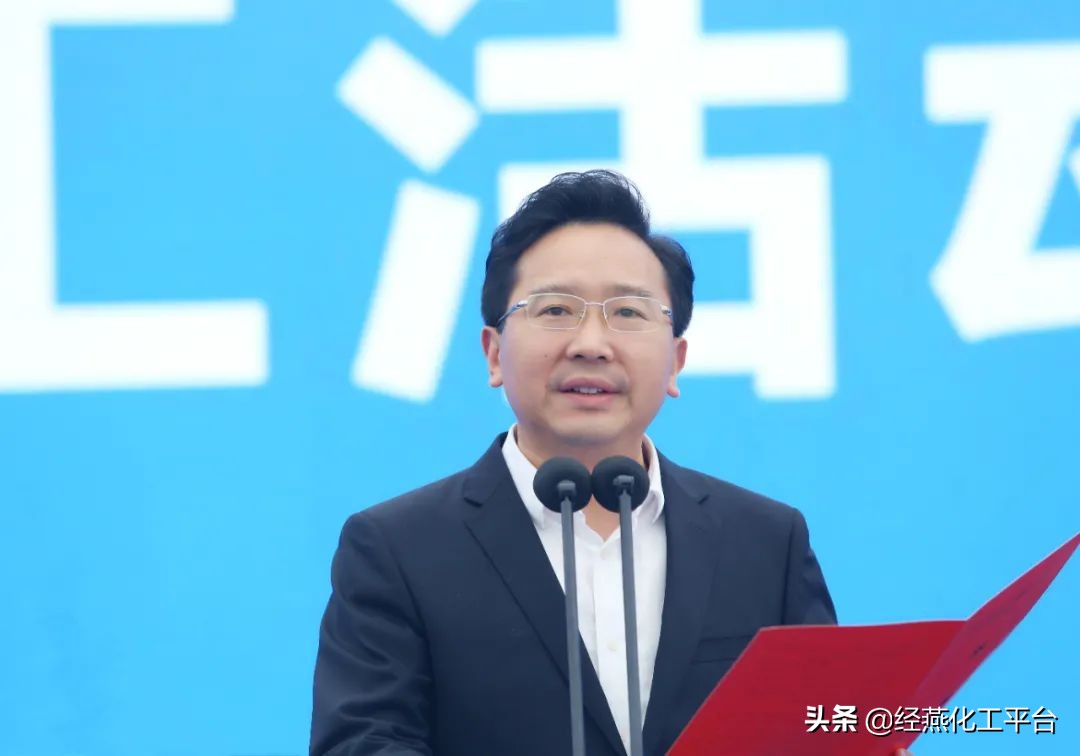 市长马泽江宣布三宁化工酰胺及尼龙新材料项目开工宜昌,枝江市"四大家