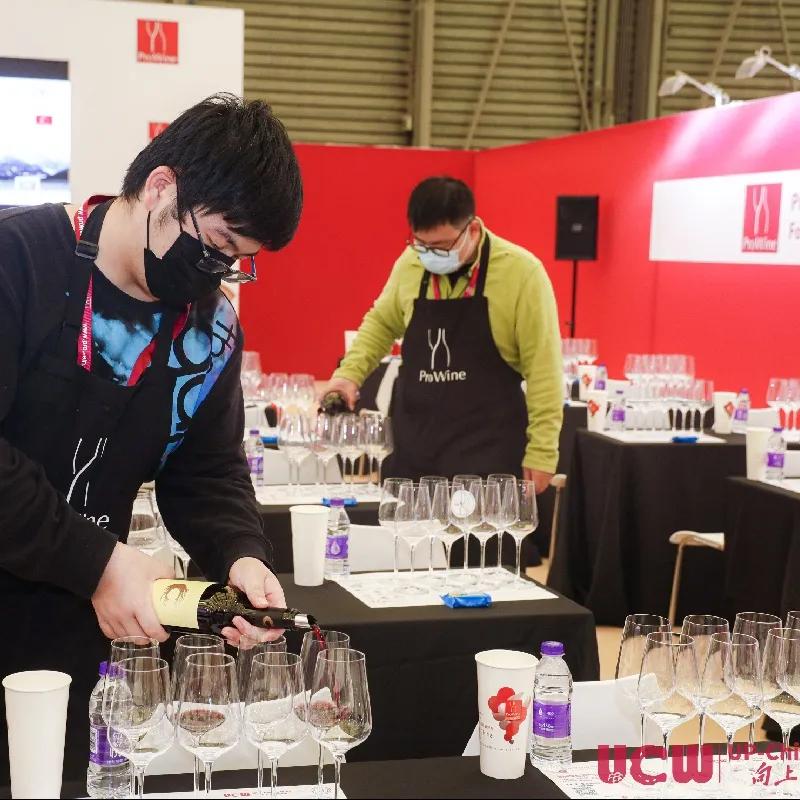 葡萄|ProWine 2021 | 新疆四大葡萄酒产区，首次集体“出海”开拓新“疆”域