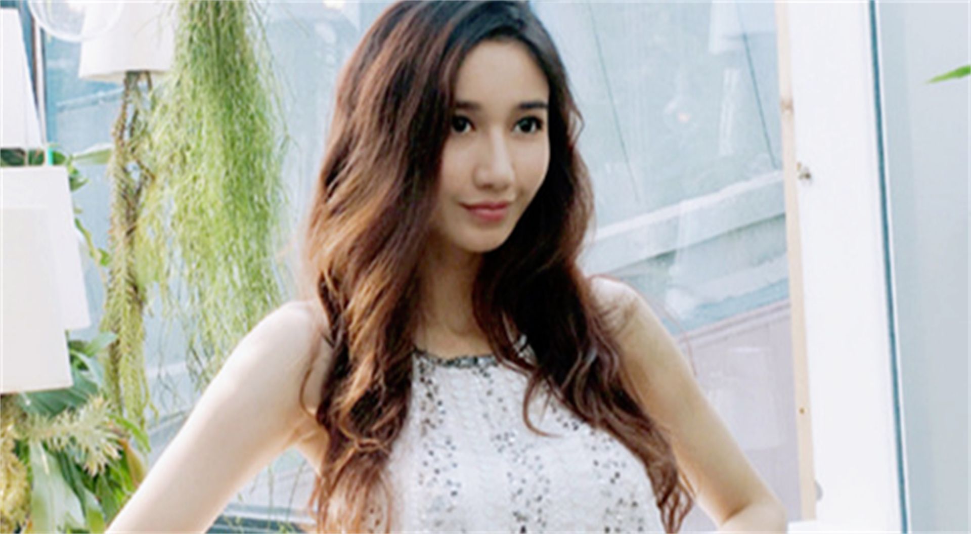 可以看出杨凯迪当初的学习成绩还是非常不错的.