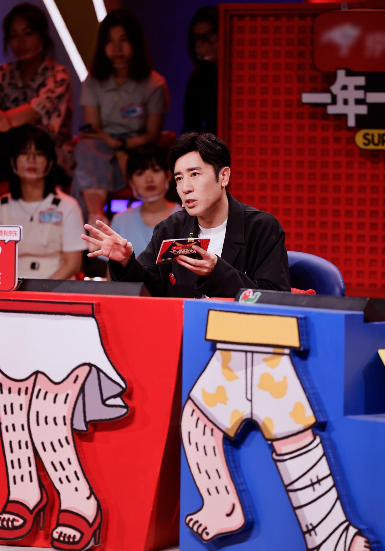 于和伟|《一年一度喜剧大赛》导师阵容强大，于和伟怀揣真诚未来可期