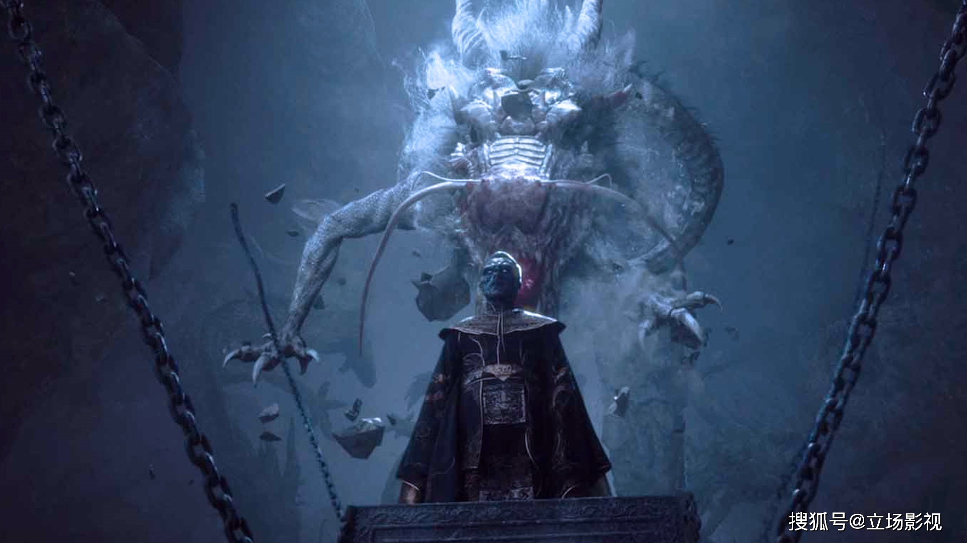 向东|上线就冲上第2，《发丘天棺》却满屏尴尬，就这也能“鬼吹灯”？