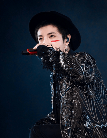 舞台|华晨宇火星演唱会预热，主舞台多视角呈现，打造火星上的音乐家园