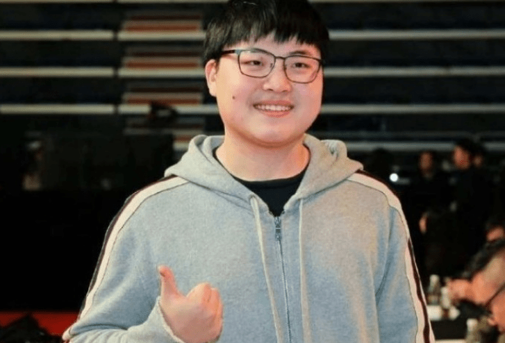 uzi官宣复出 37b0d61be6034488864ccb764de3e66a.png