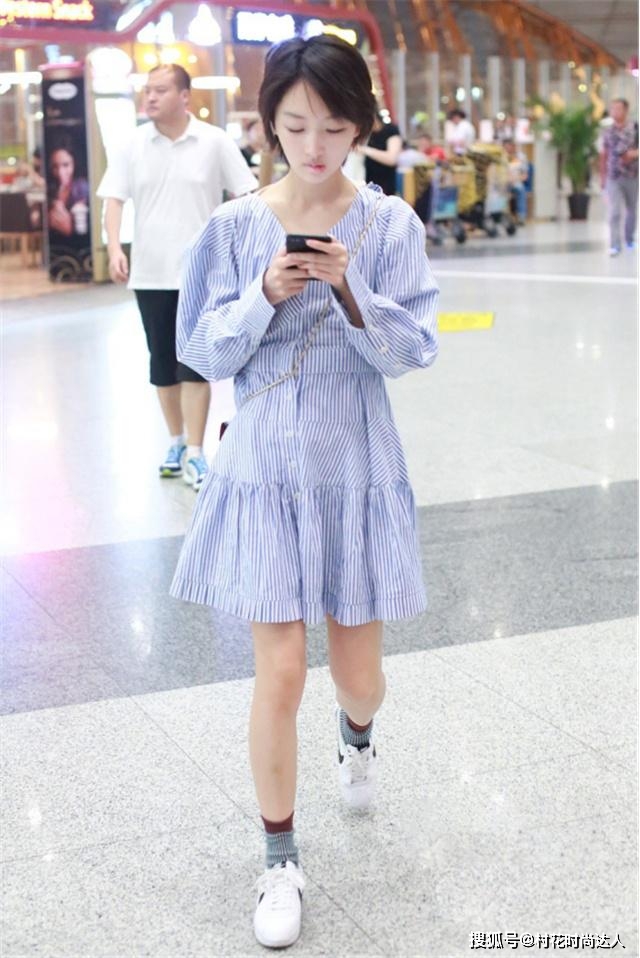 穆勒 身高155的女生,别只会穿松糕鞋,这5种显高又显瘦的平底鞋正流行