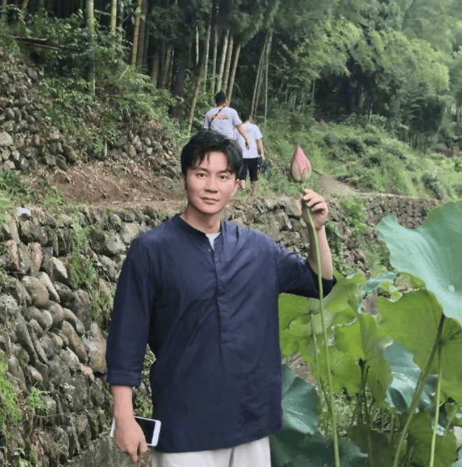 演技|李晨新剧正热播，网传又一新电影来袭，合作搭档易烊千玺吴京