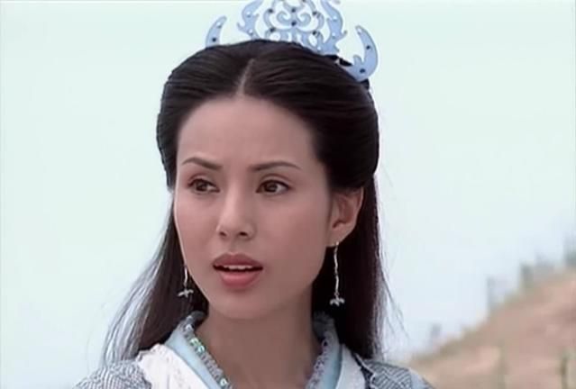 塑料 古装剧中戴透明塑料发饰的女子：个个都很美！