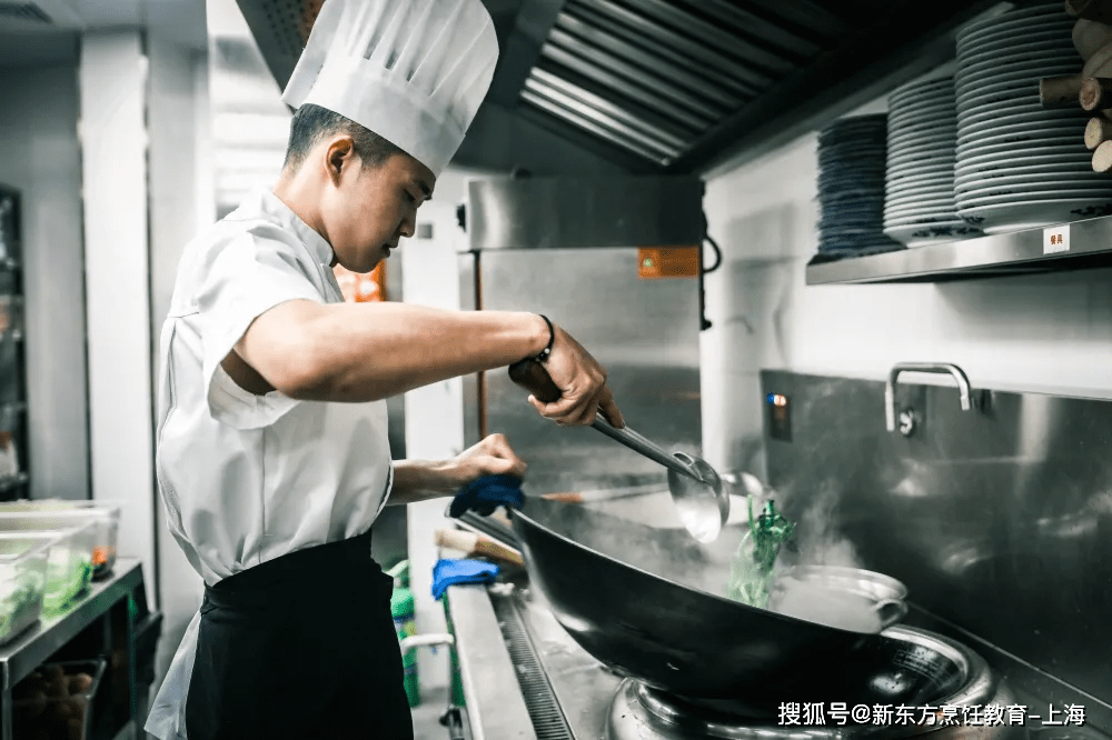 暖心就业回访 | 三个月升副厨,看蒋有业是如何谱写自己的晋升之路?