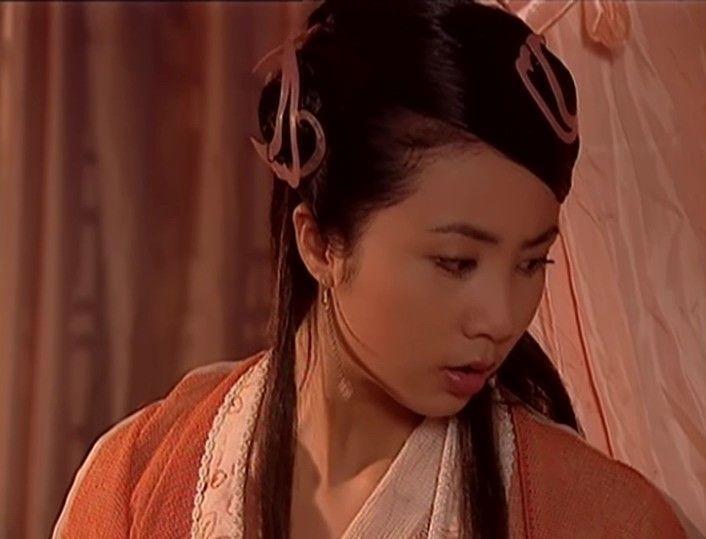 塑料 古装剧中戴透明塑料发饰的女子:个个都很美!