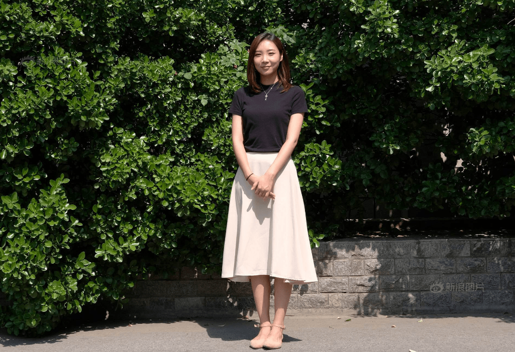 一张"操场照",揭露了清华女生的真实一面,难怪普通人高攀不起