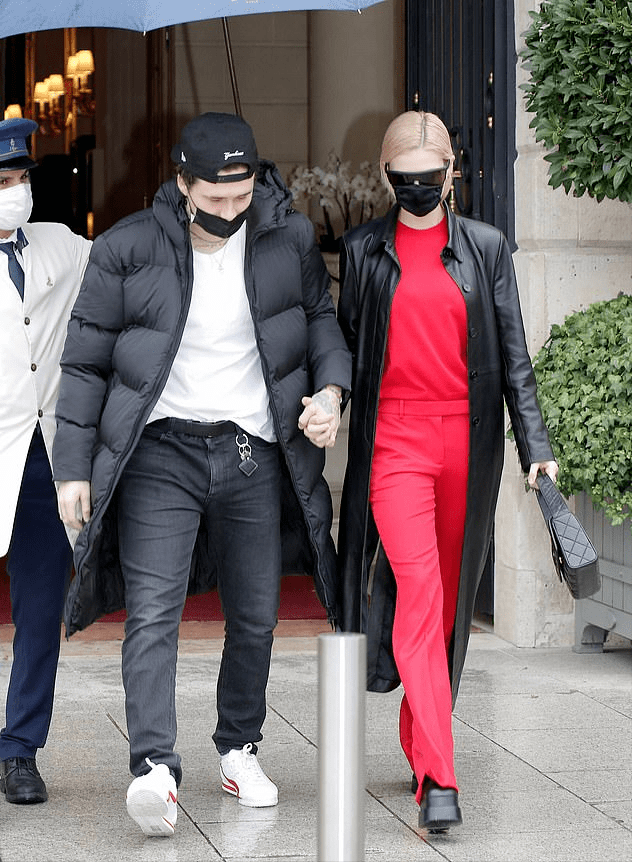 女友 小贝二儿子和女友闪耀派对！罗密欧太帅气，女友穿露腰装秀马甲线