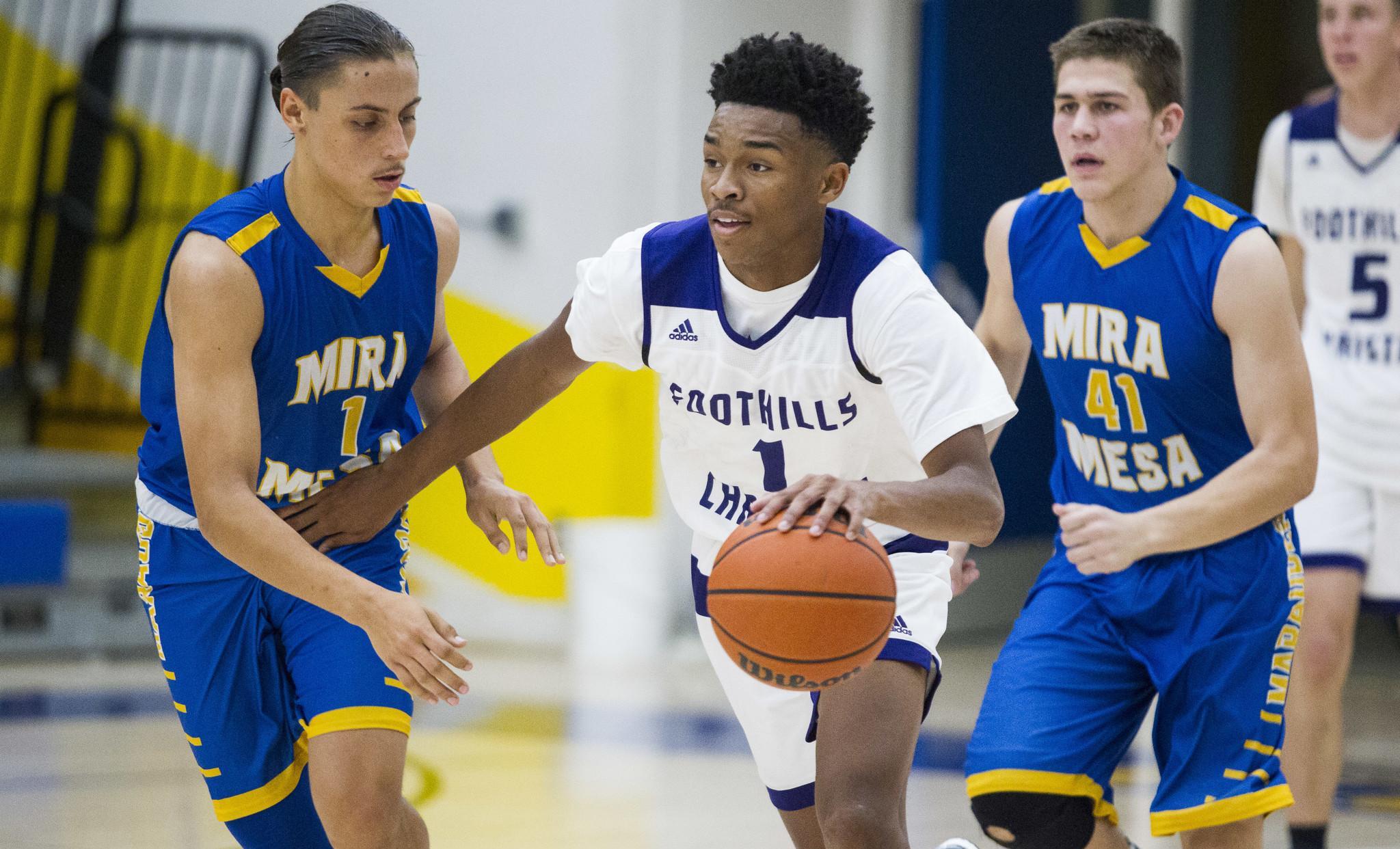 原创快船19年次轮秀上演惊人隔扣,艾顿高中队友是何方神圣?