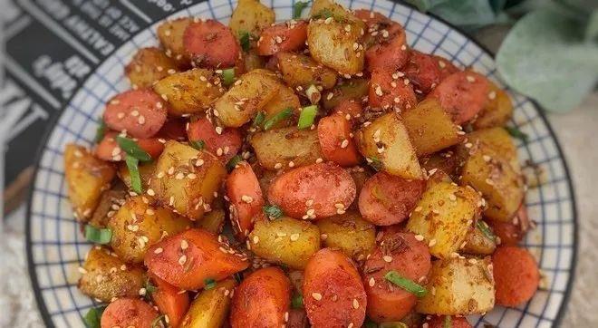 火腿土豆炒辣椒 f37c697bf33a4dea8e1741a94f2561c0.jpeg
