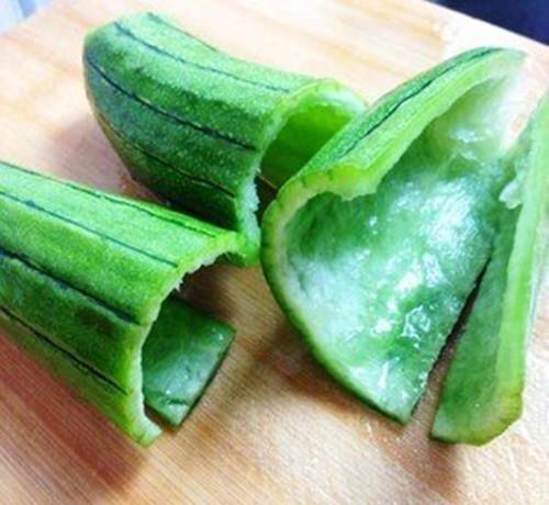 丝瓜的功效与作用查询 06b70cc6db114642bbcf8e10ce888a4f.jpeg